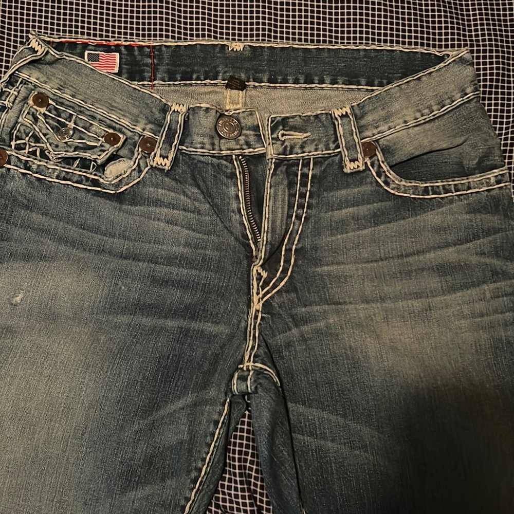 TRUE RELIGION STRAIGHT JEANS SIZE 34